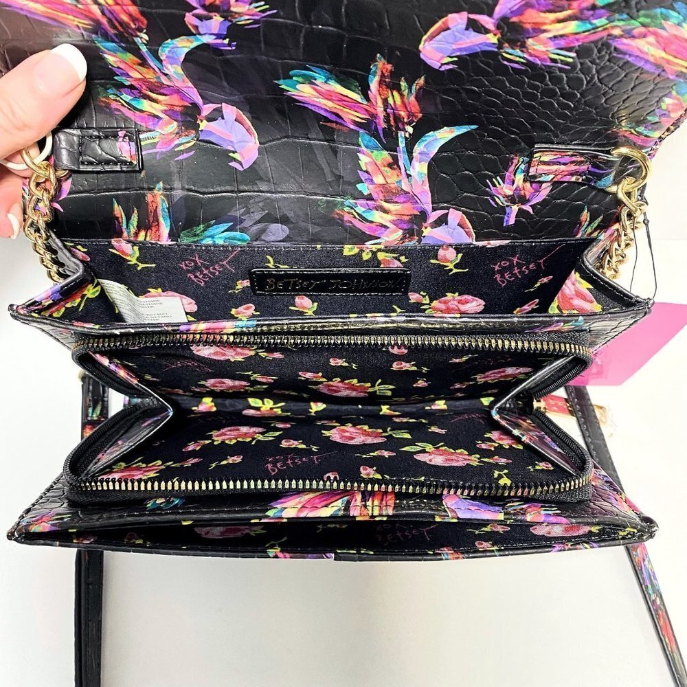 Betsey Johnson Bow Front Black Floral Clutch Wallet Crossbody Bag NWT - Picture 7 of 8